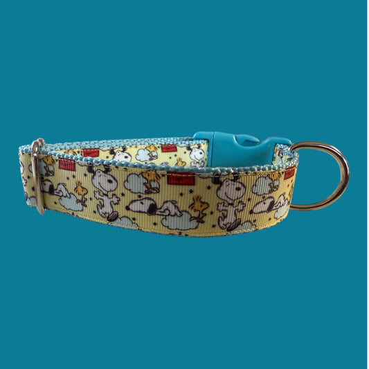 1.5 inch Wide Americas Favorite Beagle floats in the Clouds - Dog Collars - Winni&Me Woofwear