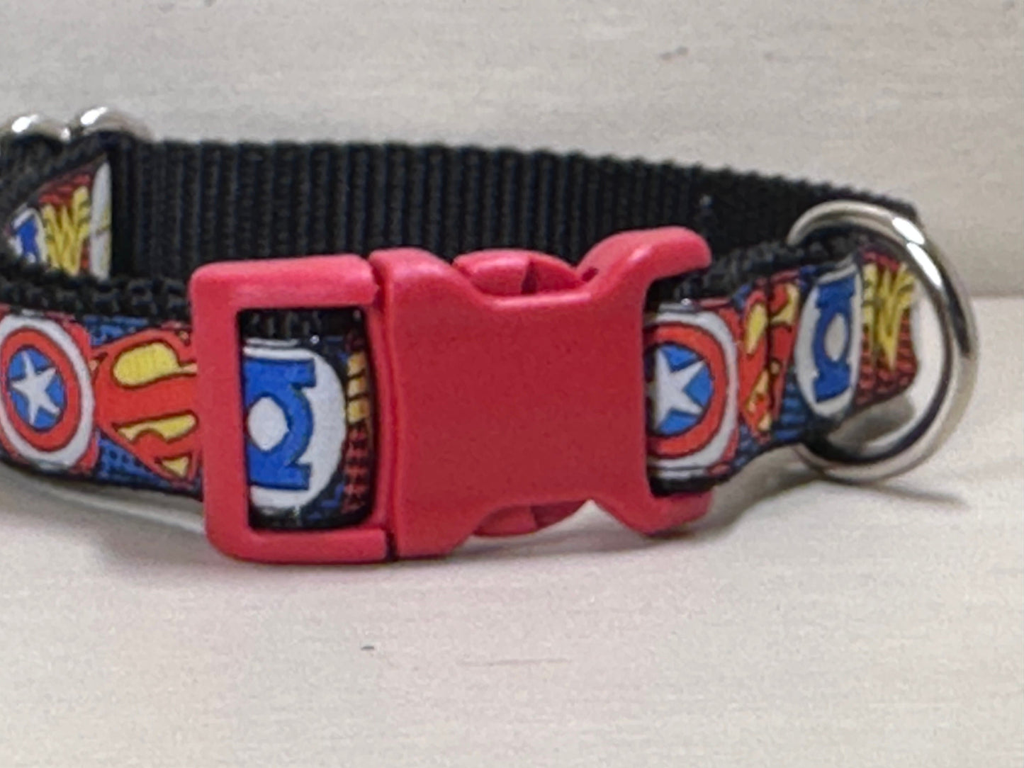 The Mighty Super Heroes Dog Collar - Winni&Me Woofwear