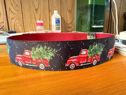 1.5 inch Wide Vintage Truck w/ Christmas Tree Dog collar - Dog Collars - Winni&Me Woofwear