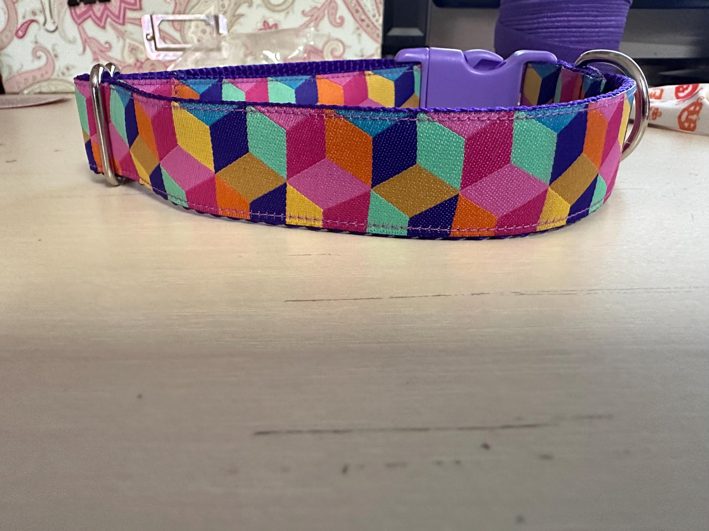 Color in 3D, Retro Geometric Pattern Dog Collar