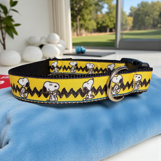 Favorite Yellow Shirt Dog Collar/White Beagle Collar - Winni&Me Woofwear