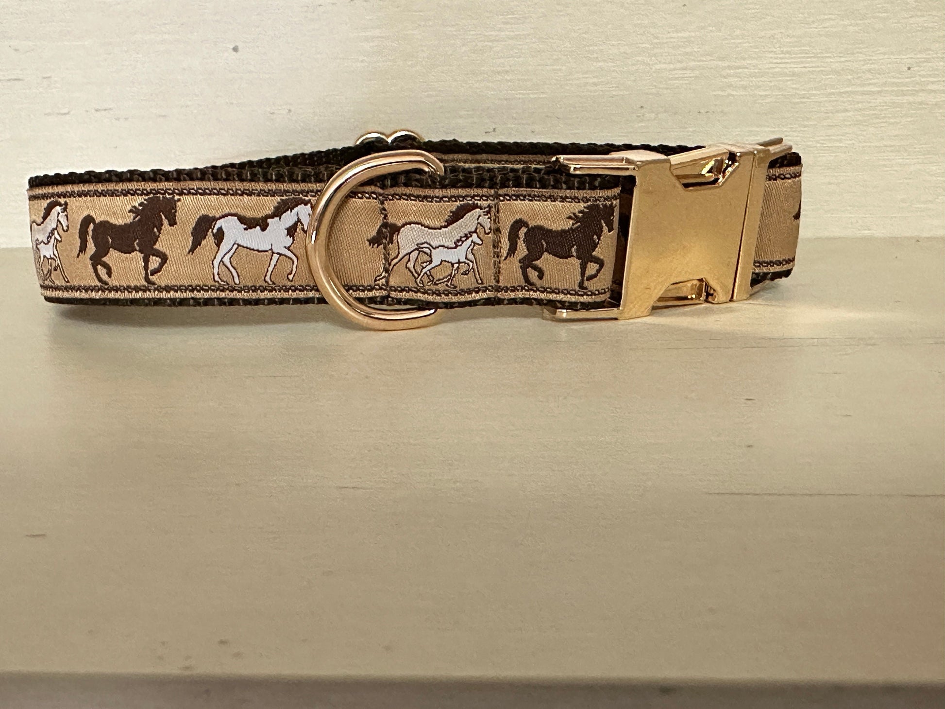 Horse Print Dog Collar: Handmade Jacquard Ribbon, Heavyweight Nylon - Winni&Me Woofwear