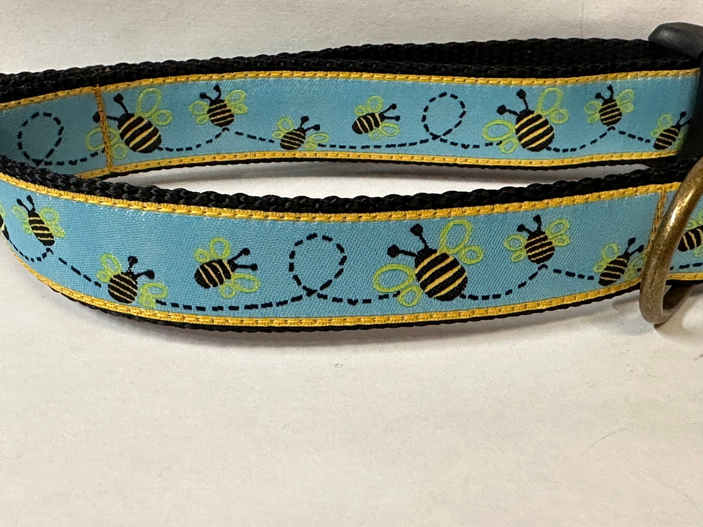 Buzzing Bee Dog Collar/Summer Dog Collar/Honey Bees