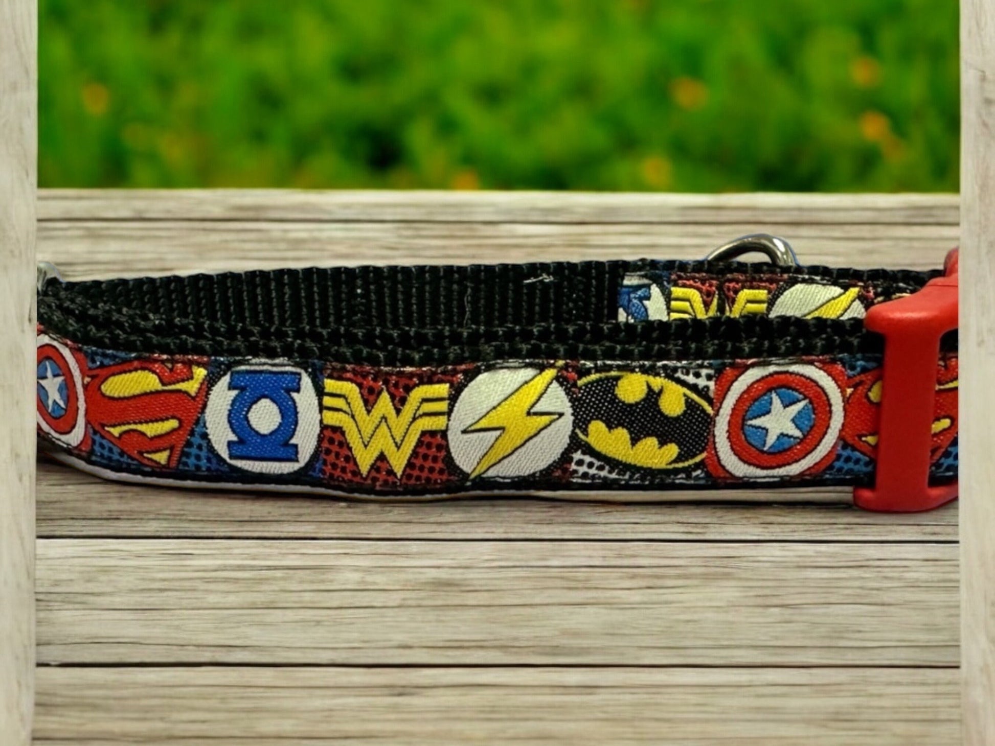 The Mighty Super Heroes Dog Collar - Winni&Me Woofwear