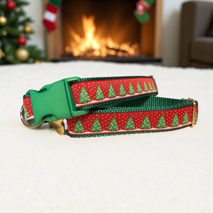 Snowy Pines Dog Collar