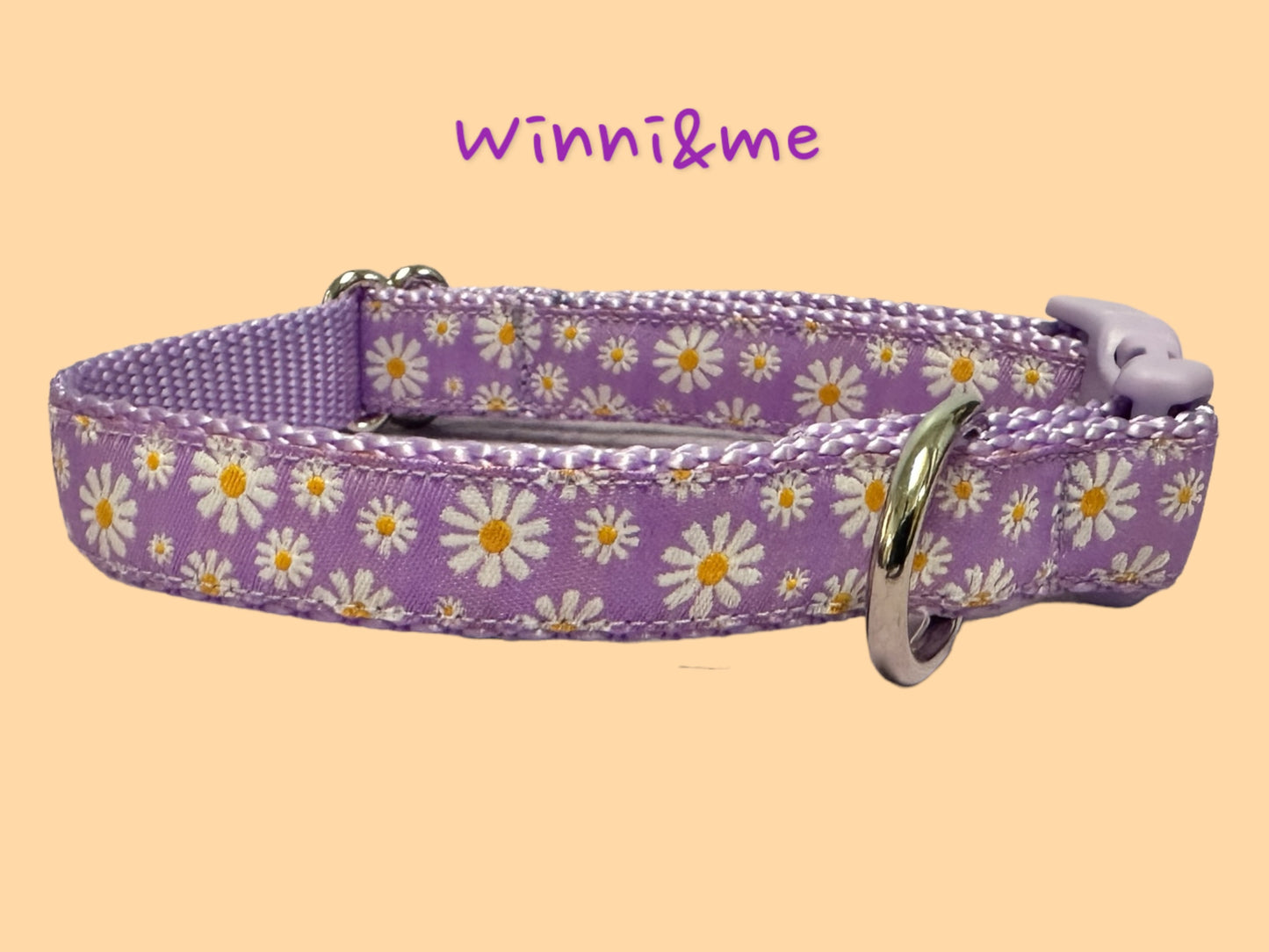 Pink or Purple Daisy Dog Collar – Optional Personalized Engraved Metal Buckle - Winni&Me Woofwear