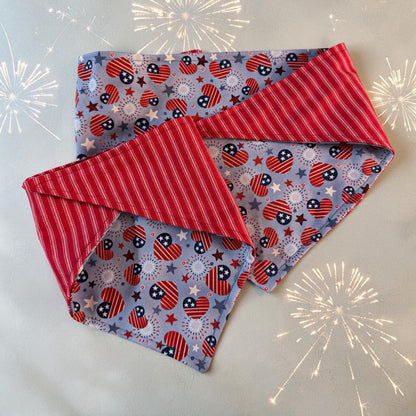 Patriotic Reversible Dog Bandana with personalization - Winni&Me Woofwear