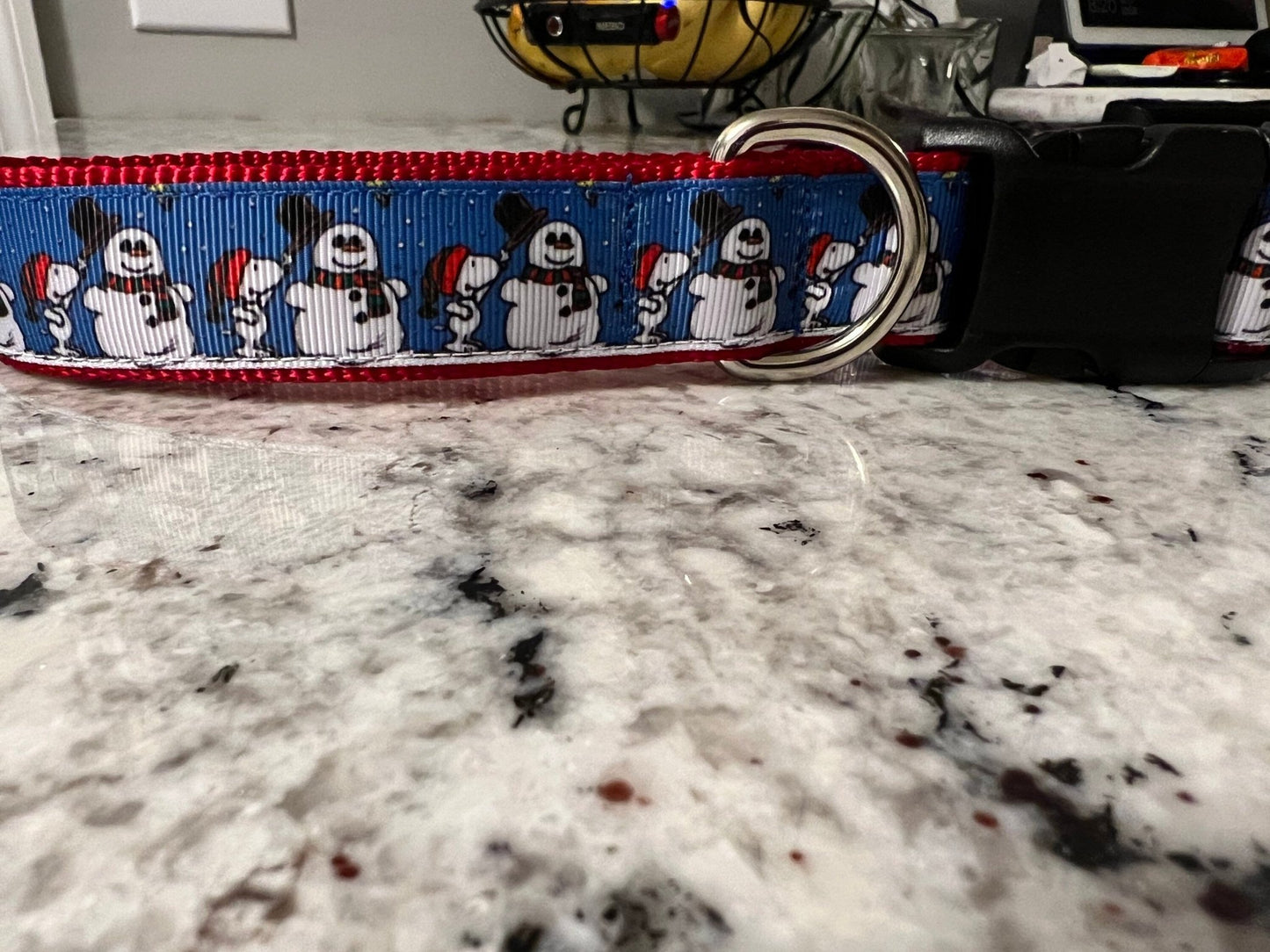 Cartoon Beagle Builds Frosty the Snowman Dog Collar - Dog Collars - Winni&Me Woofwear