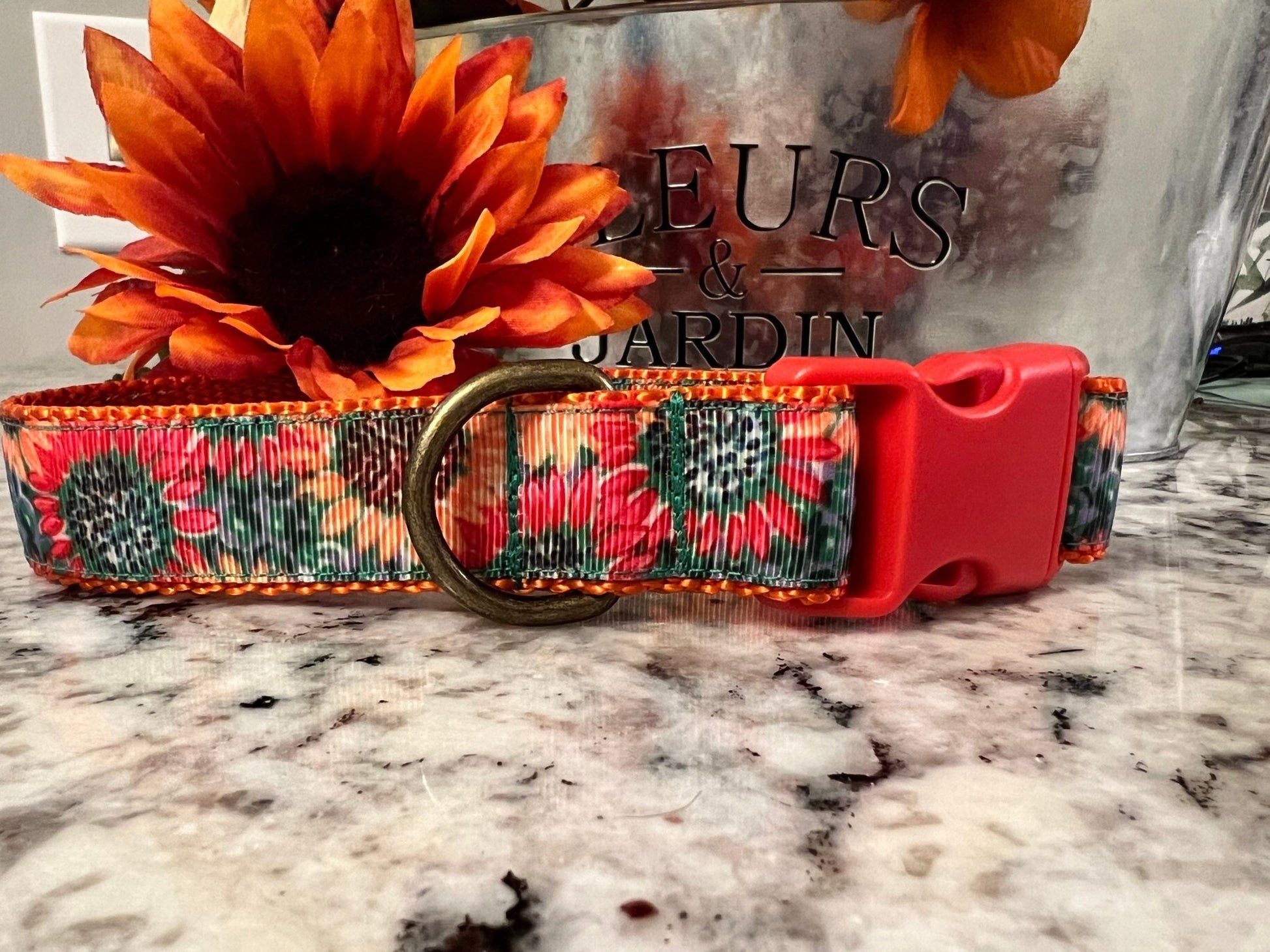 SunFlowers Dog Collar 1.5 Wide - Dog Collars - Winni&Me Woofwear