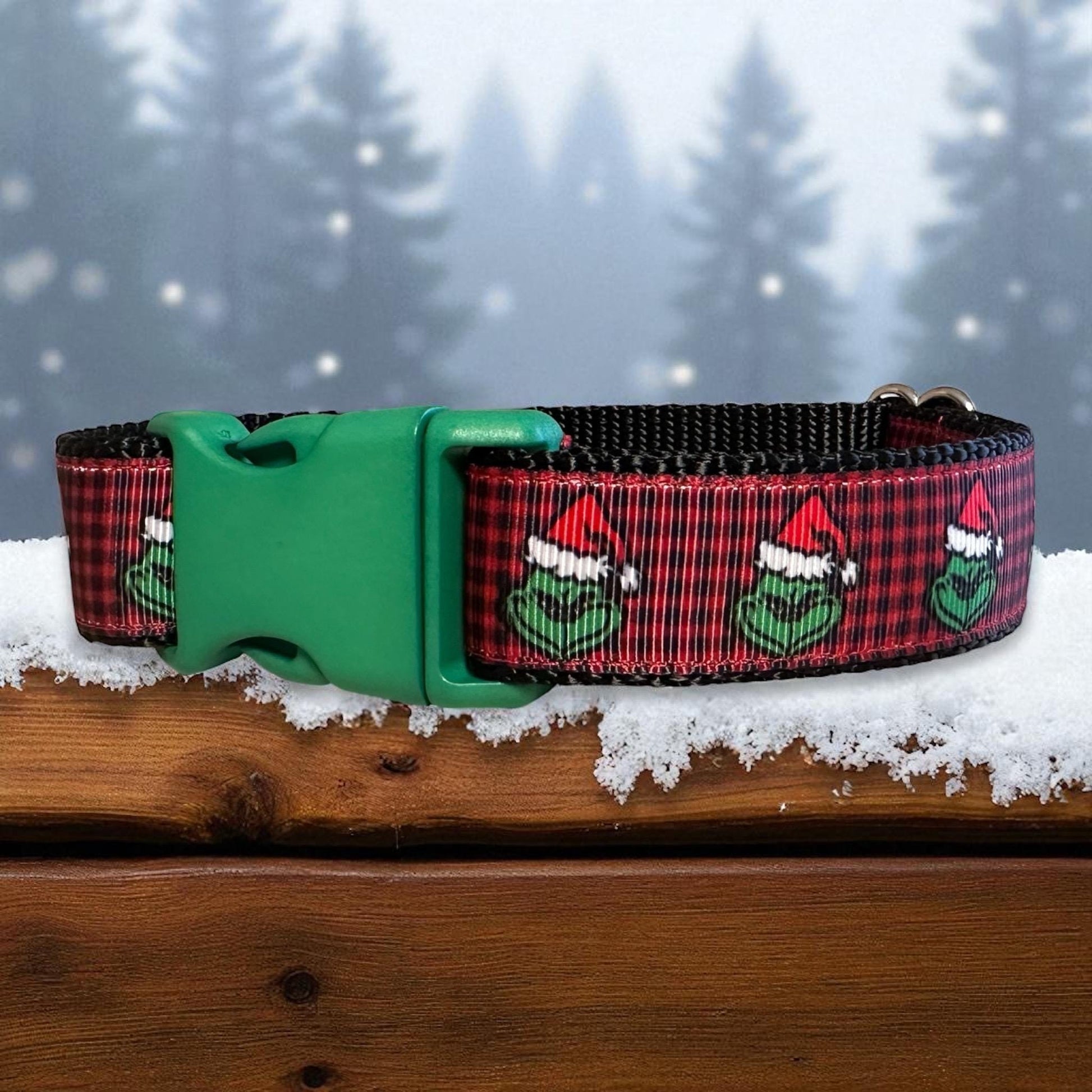 The Grinch Christmas Dog Collar - Dog Collars - Winni&Me Woofwear
