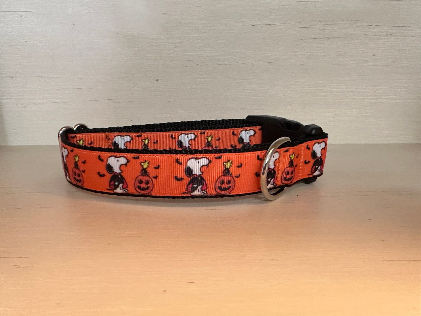 Vampire White Beagle Dog Collar - Dog Collars - Winni&Me Woofwear